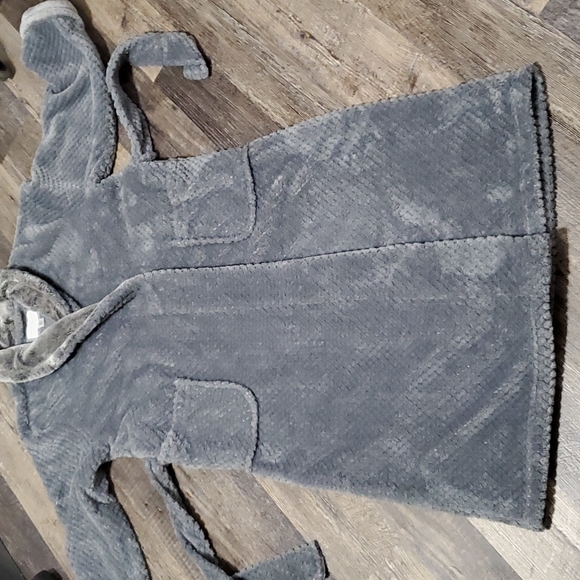 Carole Hochman Long Plush Robe - Picture 6 of 8